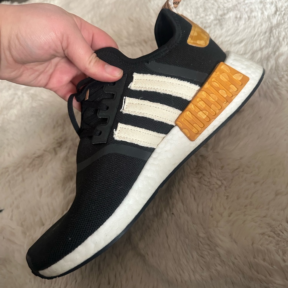 Adidas women’s + Disney NMD1 R1 - Picture 4 of 6